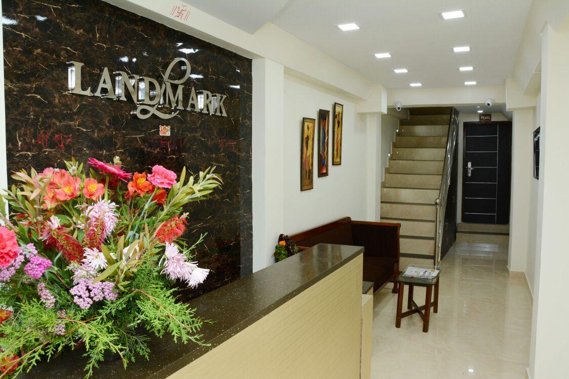 Hotel Landmark Ooty Kültér fotó