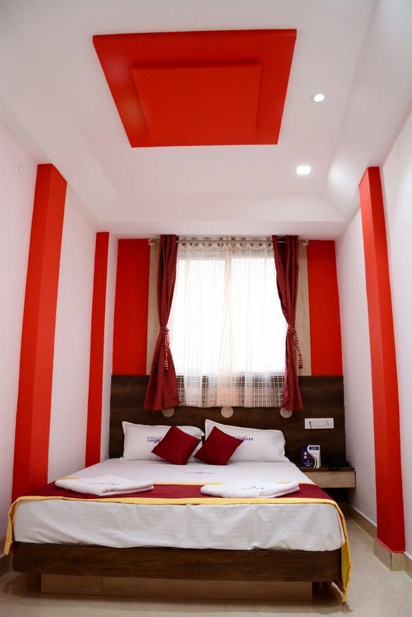 Hotel Landmark Ooty Kültér fotó